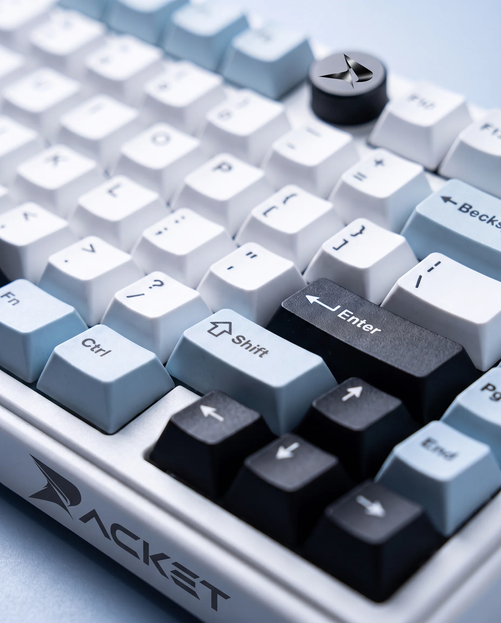 RACKET K75 in Glacier Blue, close-up of the keycaps and knob